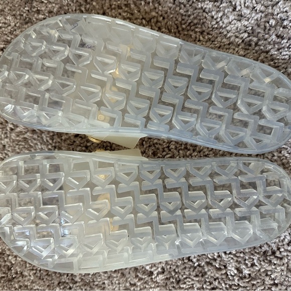 Karl Lagerfeld Tula Transparent pearl slides women’s size 9 - Picture 4 of 9